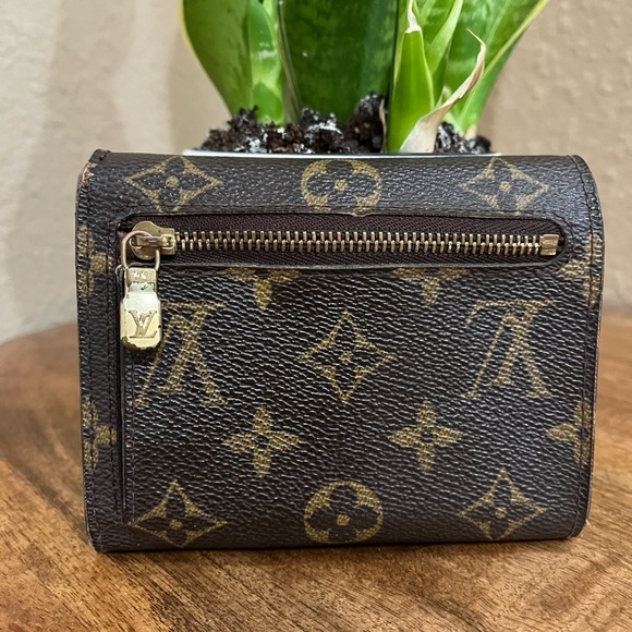 Louis Vuitton Monogram Wallet - Picture 2 of 15